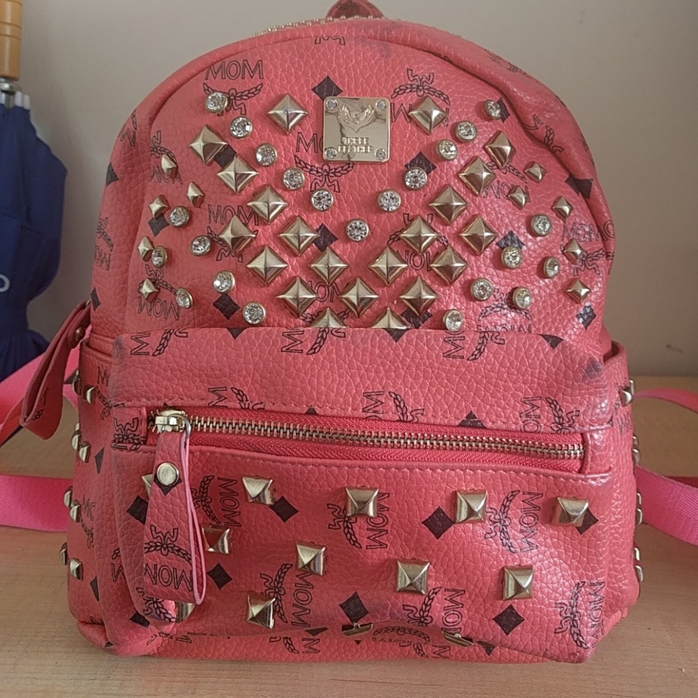 Cute Backpack - image 1